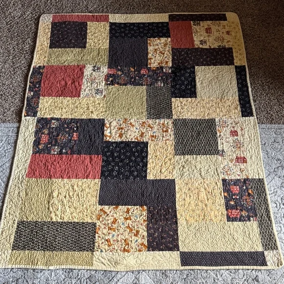 Hand made flannel quilt - Picture 2 of 11